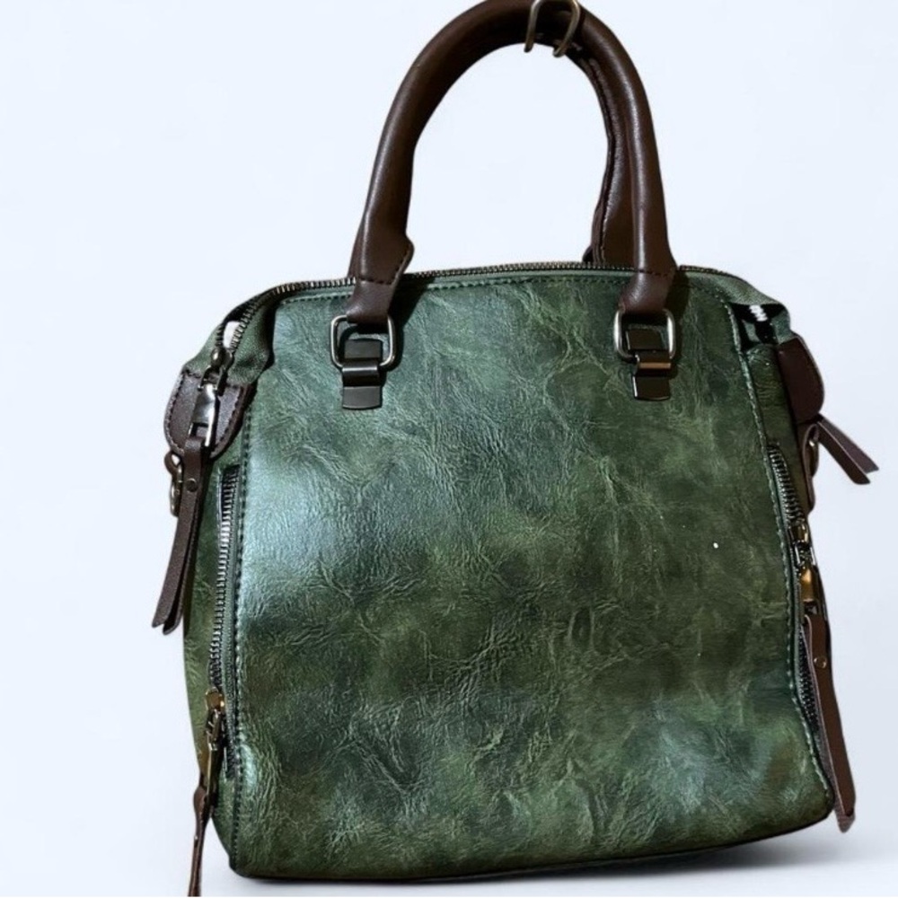 Chic Green Satchel with Brown Accents - Picture 2 of 6
